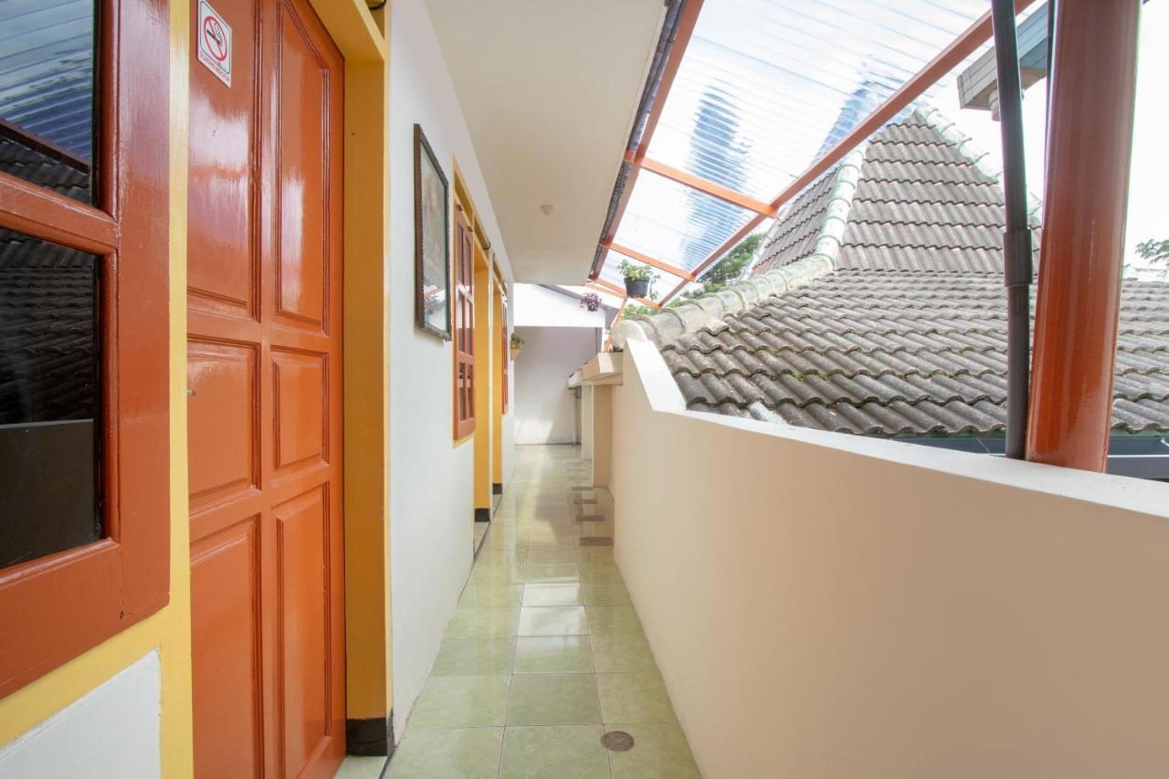 Spot On 3218 Bee Palm Family Syariah Hotell Malang Exteriör bild